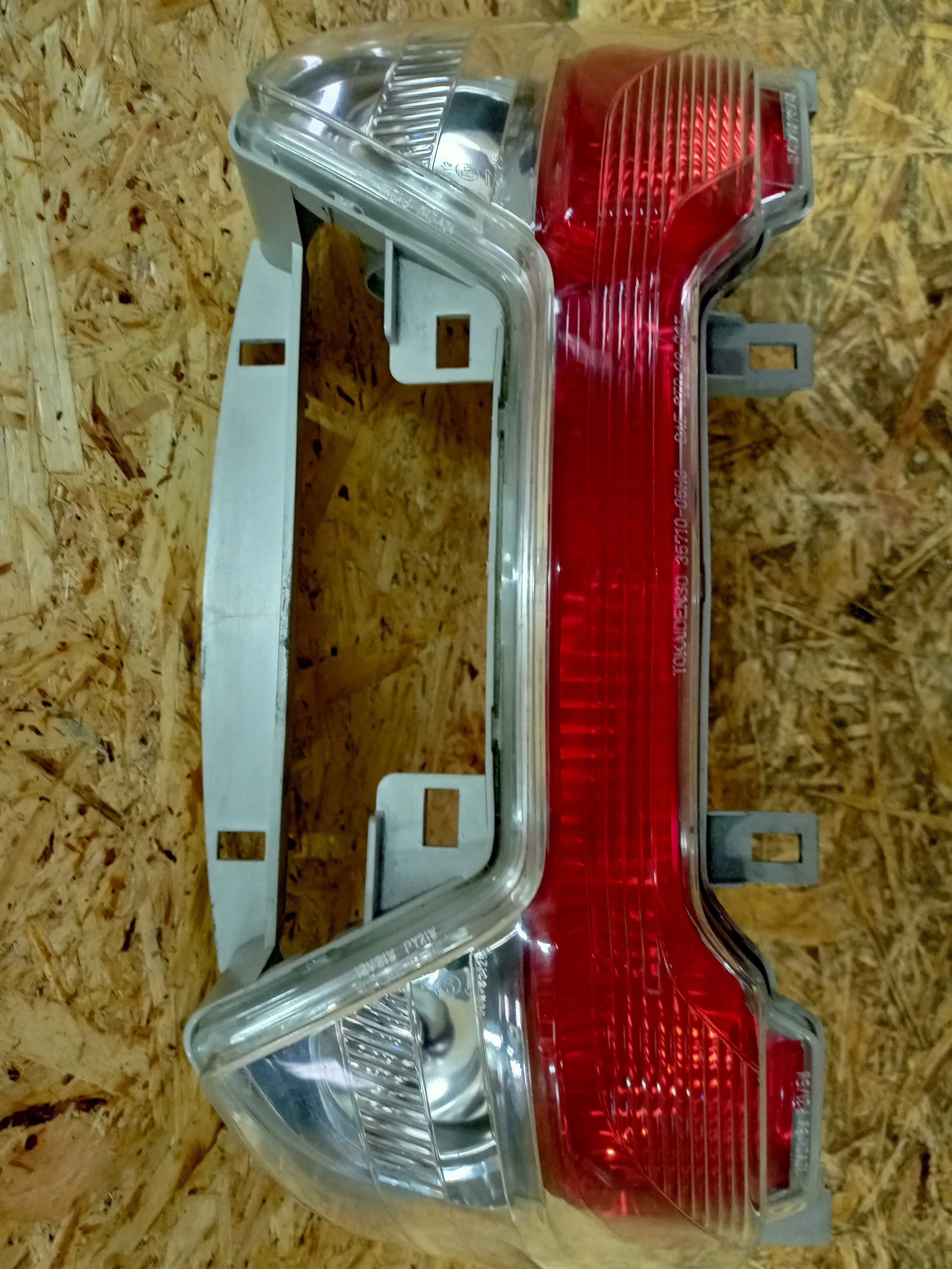 Suzuki Burgman AN400 lampa tył tylna oryginał K7 K8 K9