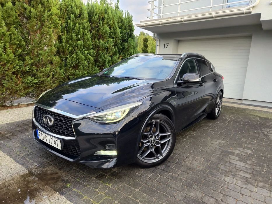 Infiniti Q30 2.0t 211KM 4x4 automat bezwypadkowy serwisowany stan bdb