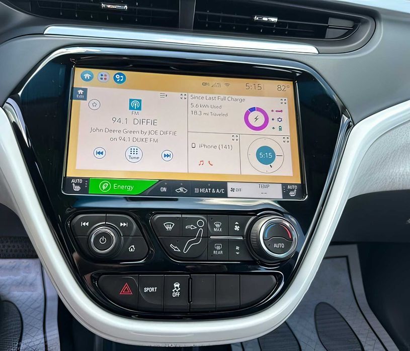 Chevrolet Bolt EV      2017