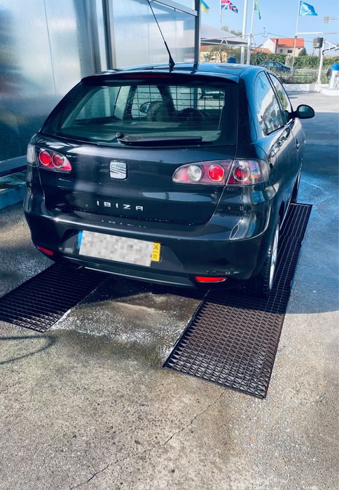 Seat ibiza 1.9tdi 100cv com 122mil km (aceito retoma carro 5 lugares)