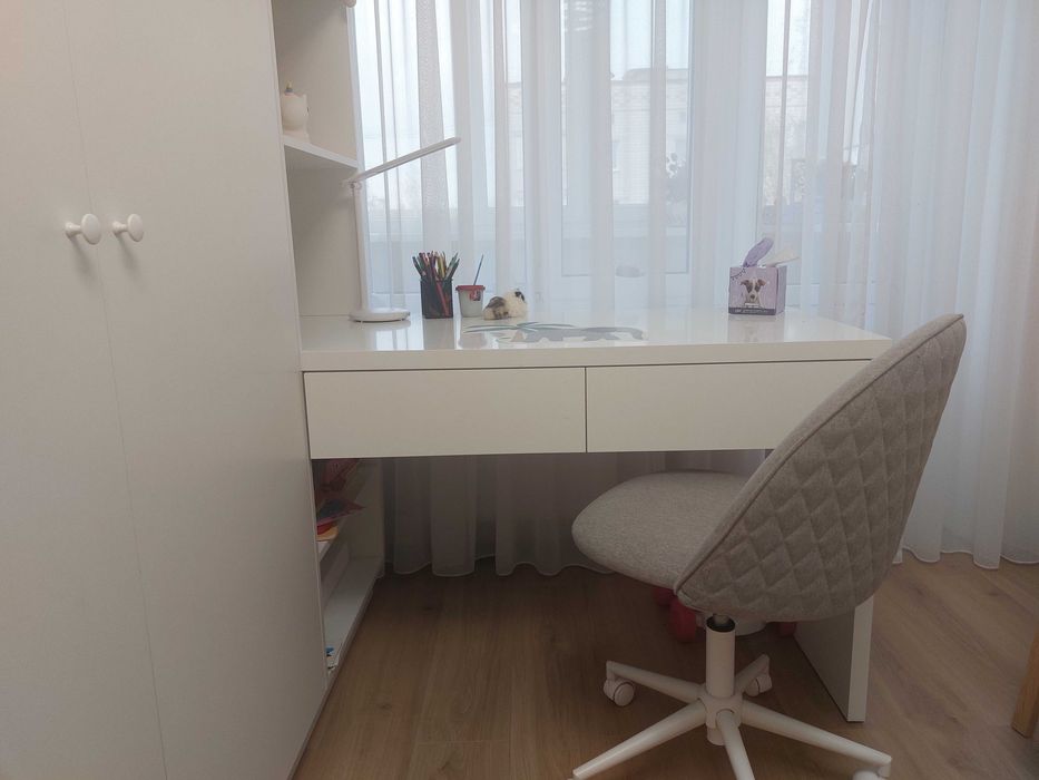 Комплект меблів  в дитячу кімнату