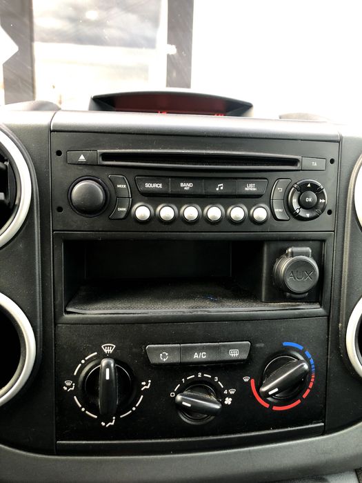 Citroen Berlingo 5-lugares IVA desdutível