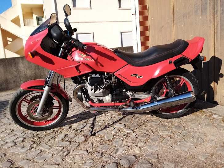 Moto Guzzi 750 Targa