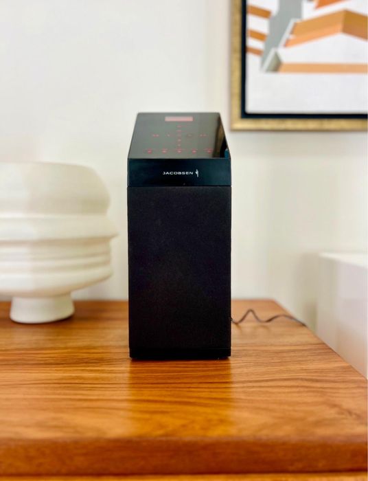 Rádio e coluna de som Jacobsen