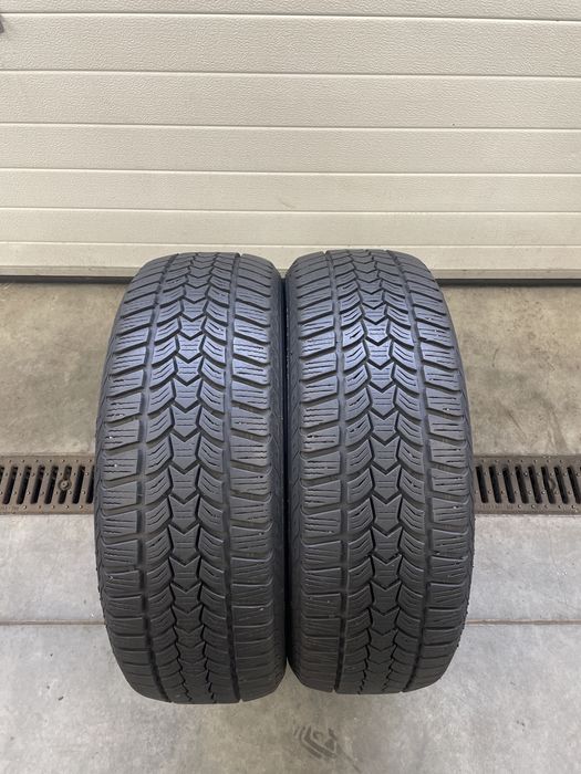 2x Opona zimowa 205/60 R16 Dębica