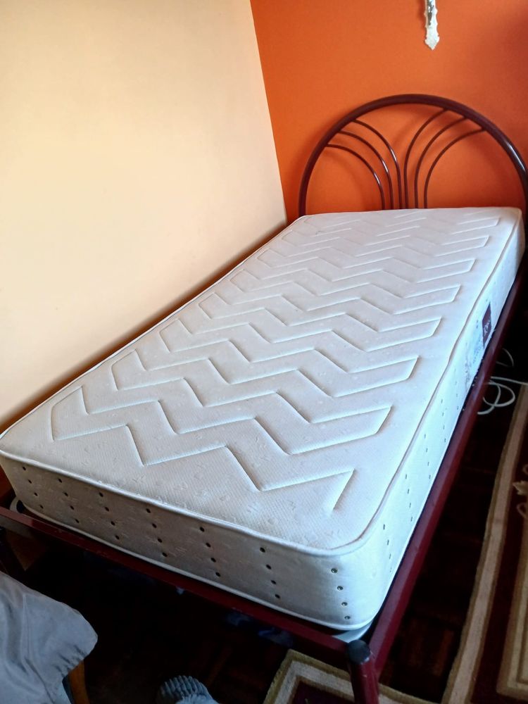 cama de solteiro
