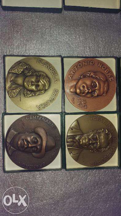 Coleccao de 11 Medalhas escritores portugueses em Bronze