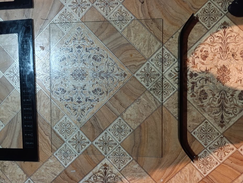 Скло до духовки або плити