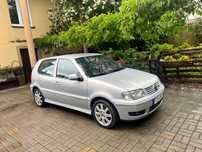 Samochod volkswagen polo