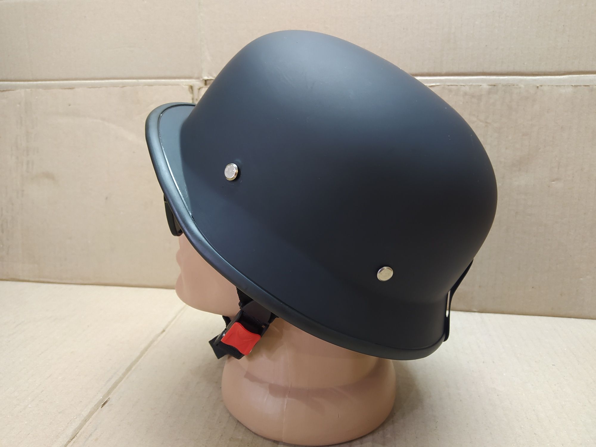 Шлем каска немецкая мото черная матовая