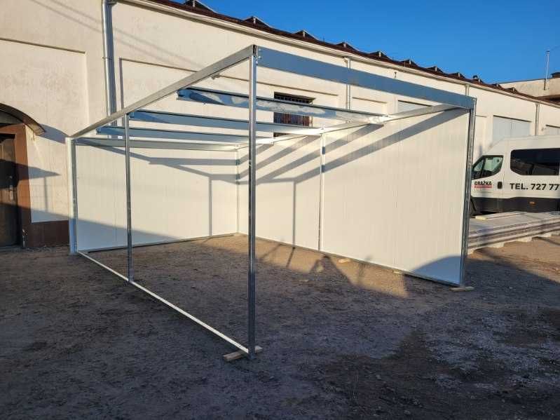 Garaż z płyty warstwowej PIR 3,54 m x 5,54 m PRODUCENT