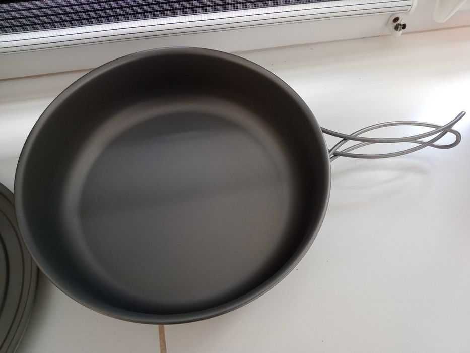 Титановая сковорода, сковородка Титанова сковорідка з кришечкою 1000ml