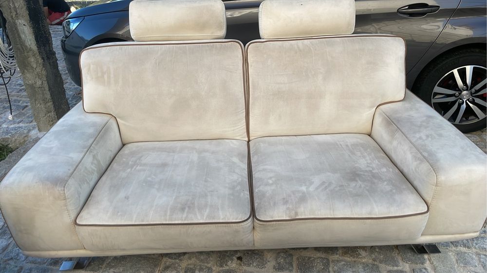 Sofa 2 lugares beje