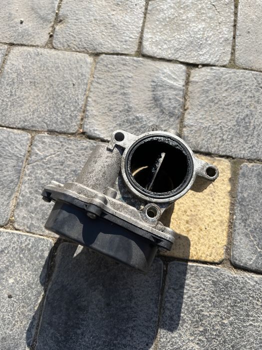 Дросель дросельна заслонка VW 1.6 Tdi CAY Passat Golf Touran Caddy