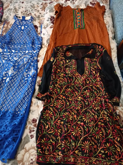 Платья женские 36-38размер