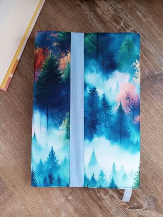 Otulacz na książki. Etui. Okładka.