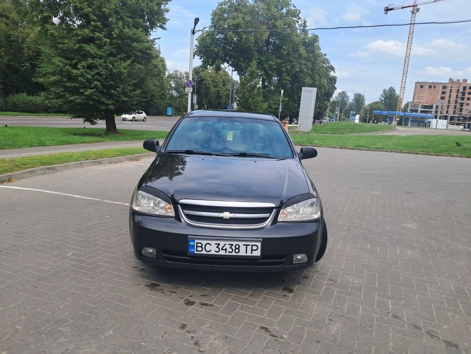 Продам лачетті.2008р 1,6 газ бенз.