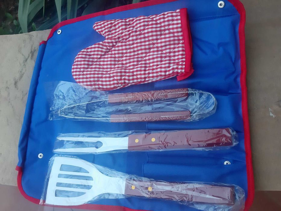 Zestaw grillowy, 3 akcesoria + rękawica+fartuch
