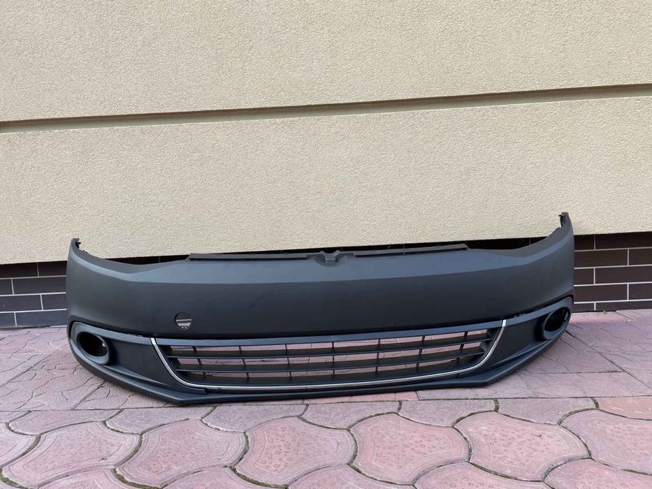 Бампер передній Jetta 6  Golf 5 Gollf 6 Golf Plus