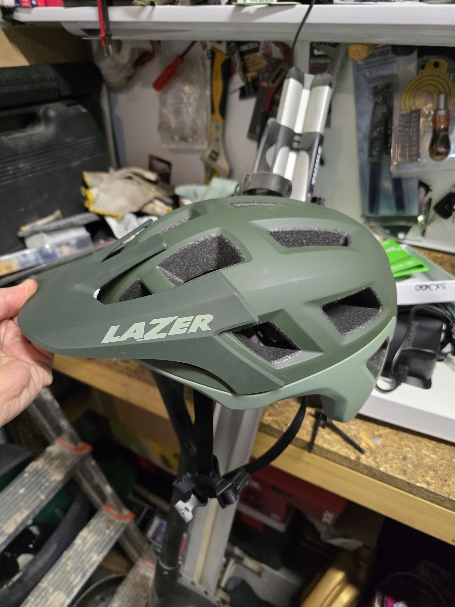 Kask rowerowy Lazer coyote rozmiar L