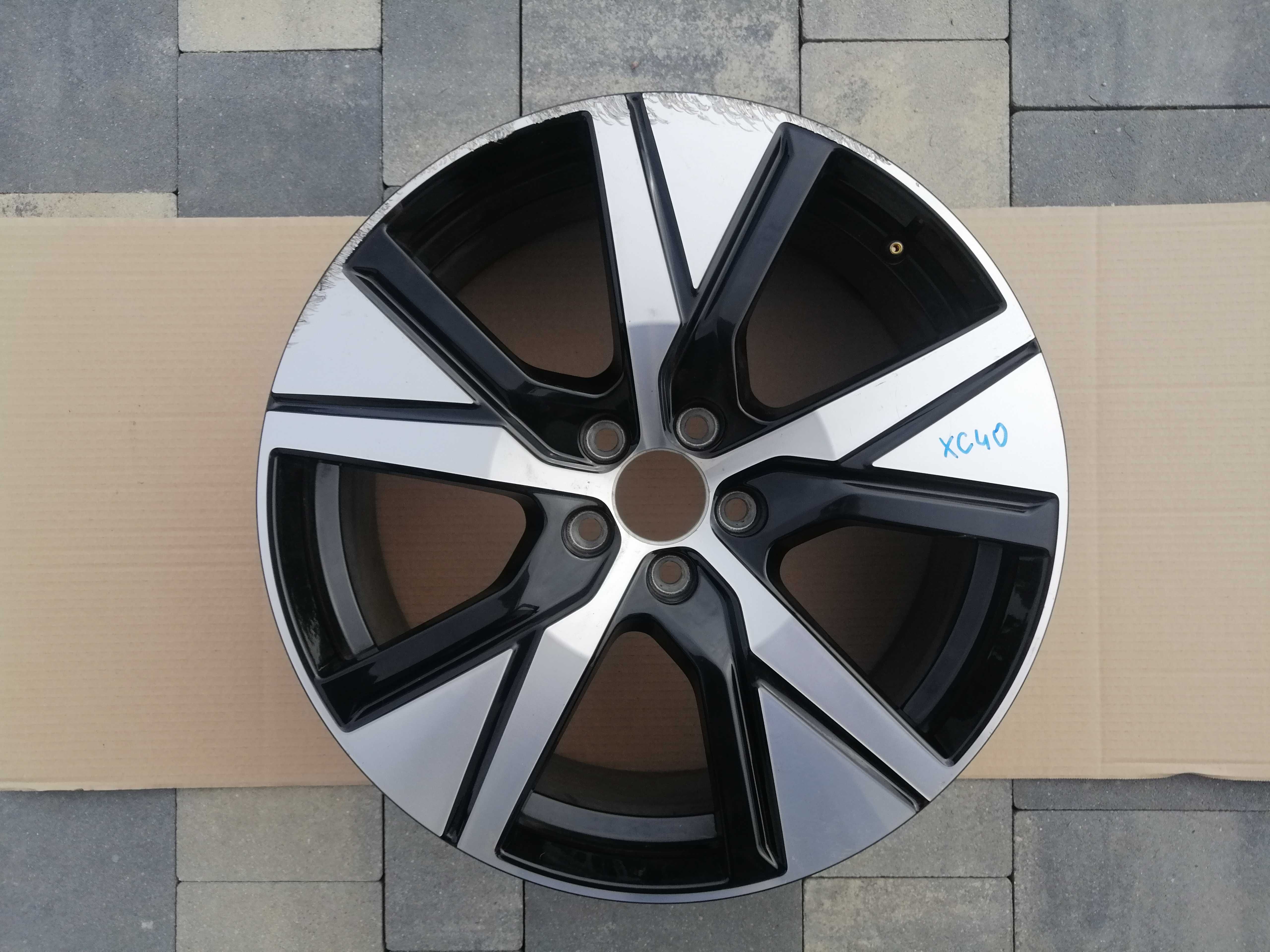 Alufelga Volvo XC40 7.5Jx19 ET50.5 322.43.375