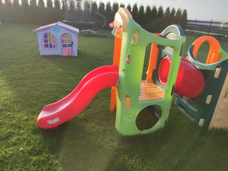Plac zabaw Little tikes, zjeżdżalnie