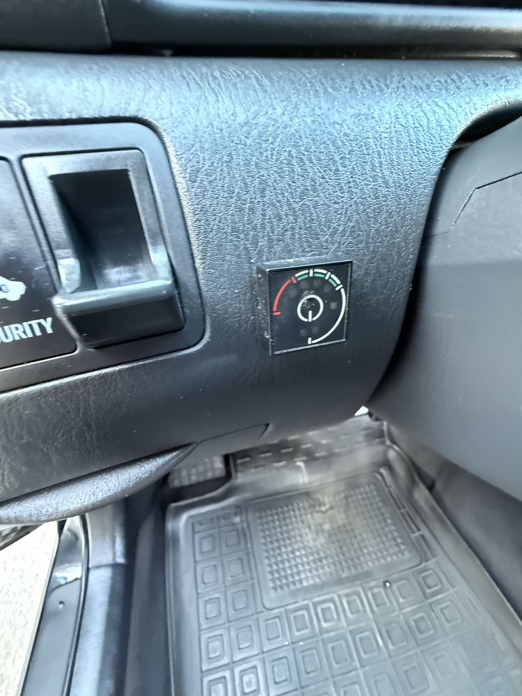 Продам Toyota Королла Автомат+газ 2006г