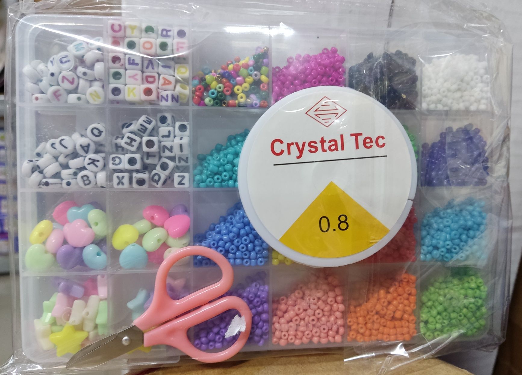 Набір бісеру для плетіння DIY-beads в контейнері 24 комірки ножиці