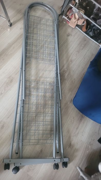 Szafa metalowa skladana