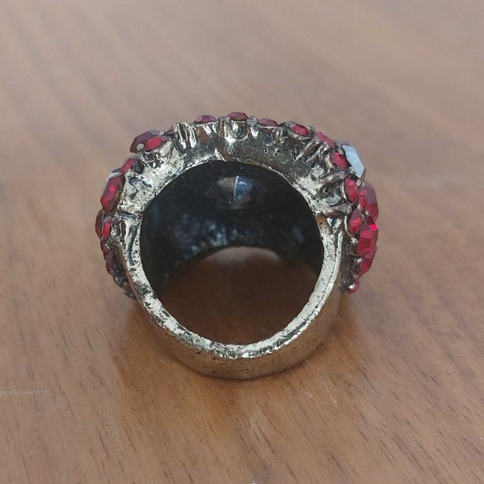 Anel Pedra Dura vermelho