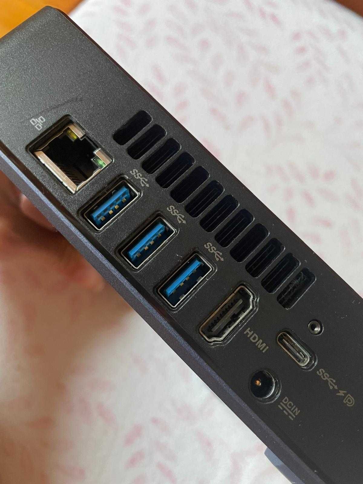Asus PC Chromebox Computer Intel core i3 8th gen