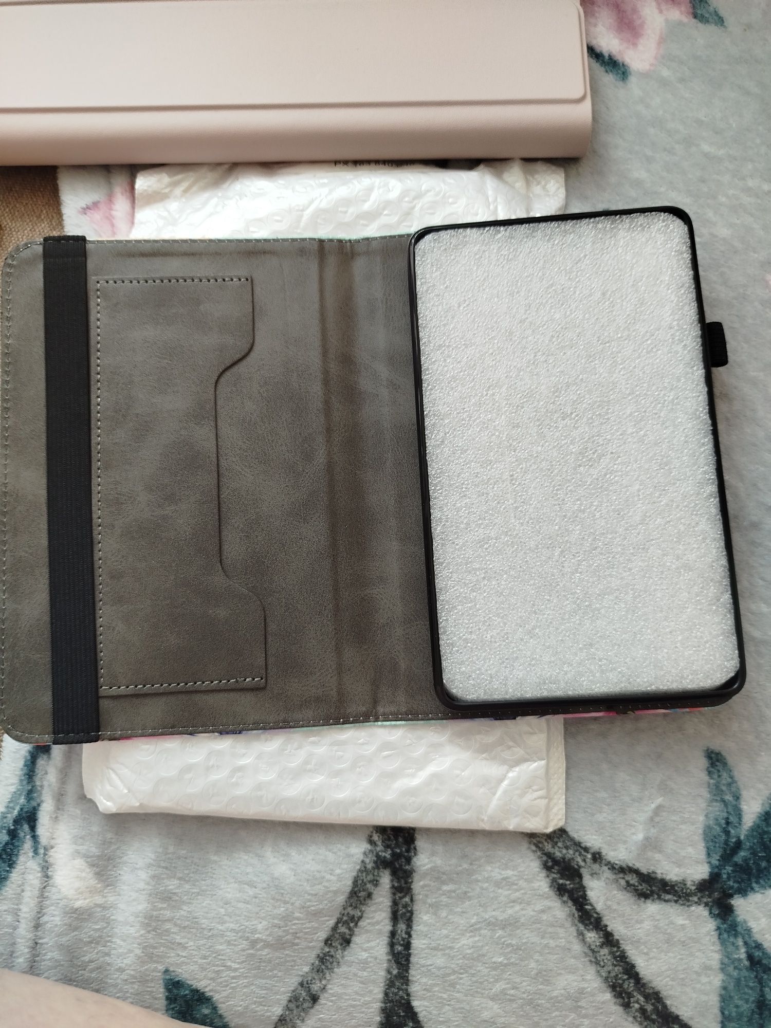 Etui pokrowiec case na tablet TAB M7