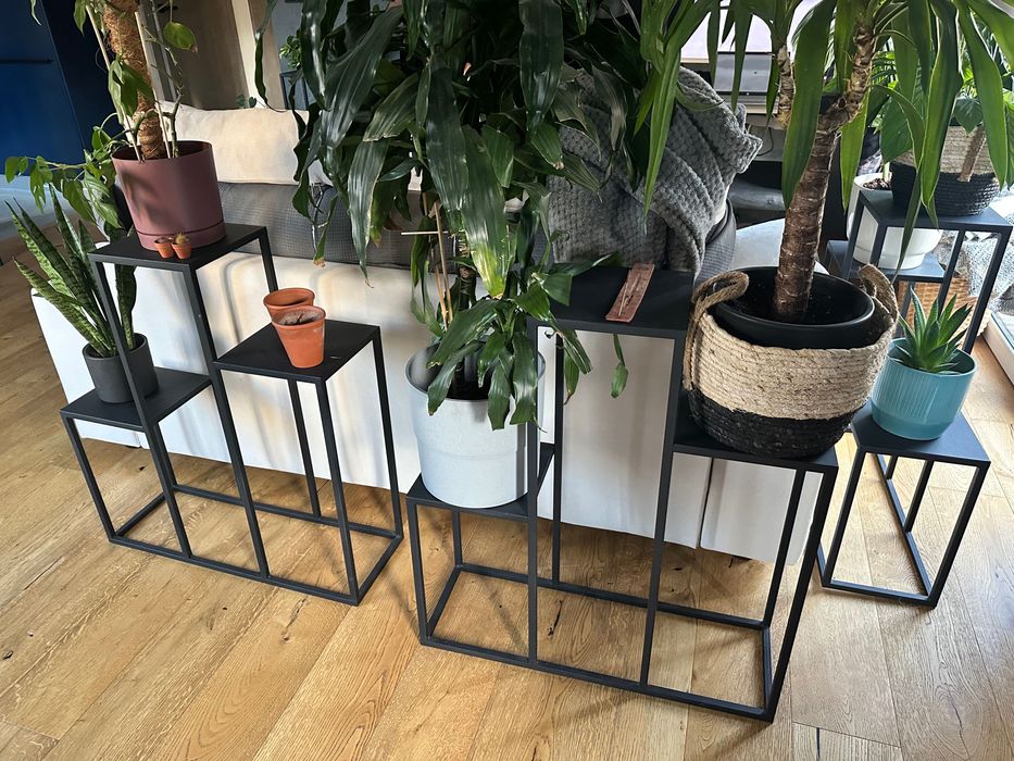 Sprzedam metalowe stojaki na rośliny