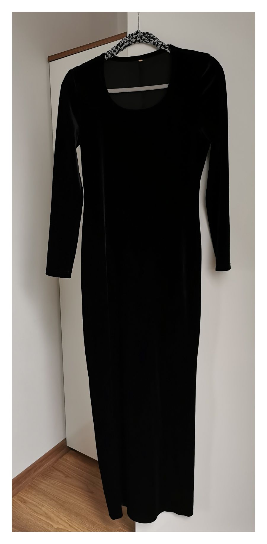 Czarna welurowa suknia (M/L) #welurowa #wieczorowa sylwestrowa