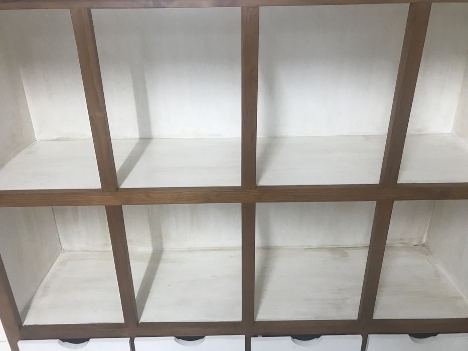 Movel com arrumação