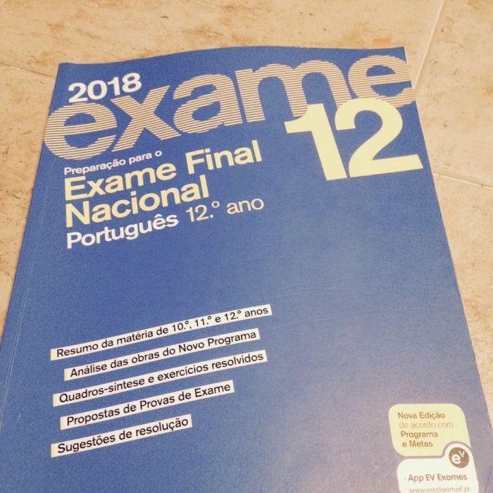 Livro de preparação para o Exame Nacional Português - 12º ano