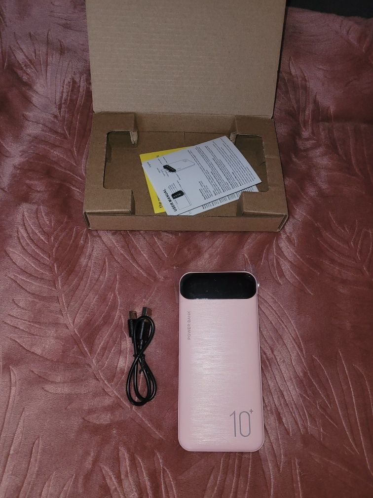 POWERBANK  2×USB/USB-C wyświetlacz LCD 1000 mAh różowy