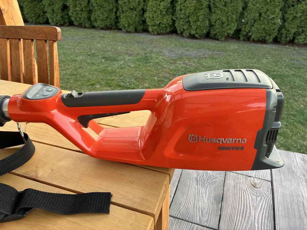 Nożyce elektryczne na wysiegniku Husqvarna