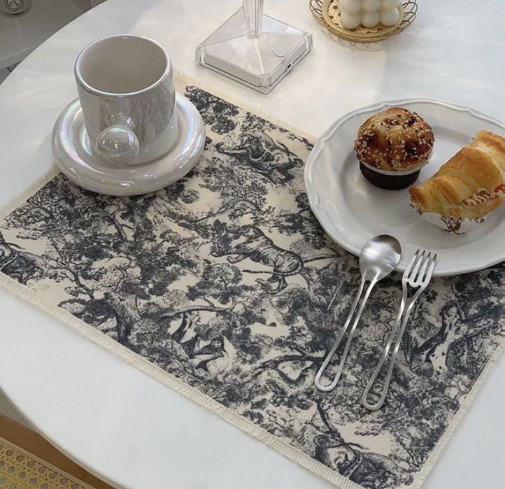 Стильні підставки під тарілки (нові)