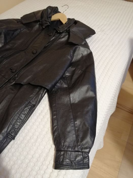 Damski płaszcz skórzany