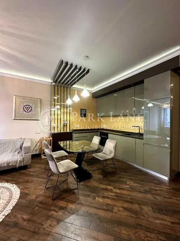 Коновальца 44А, 3 кв-ра, Печерськ, Центр