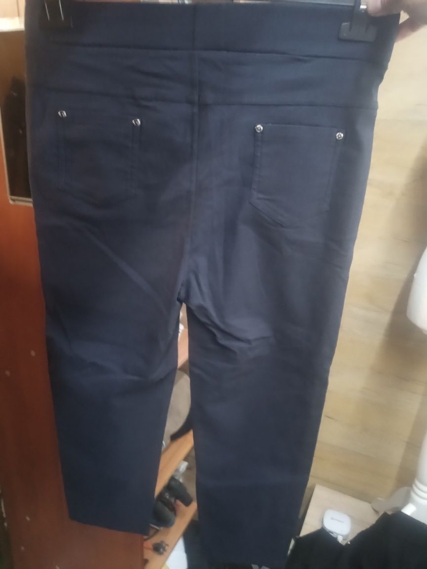 Spodenki 3/4 rybaczki z kieszeniami od Xl do 3xl dwa kolory