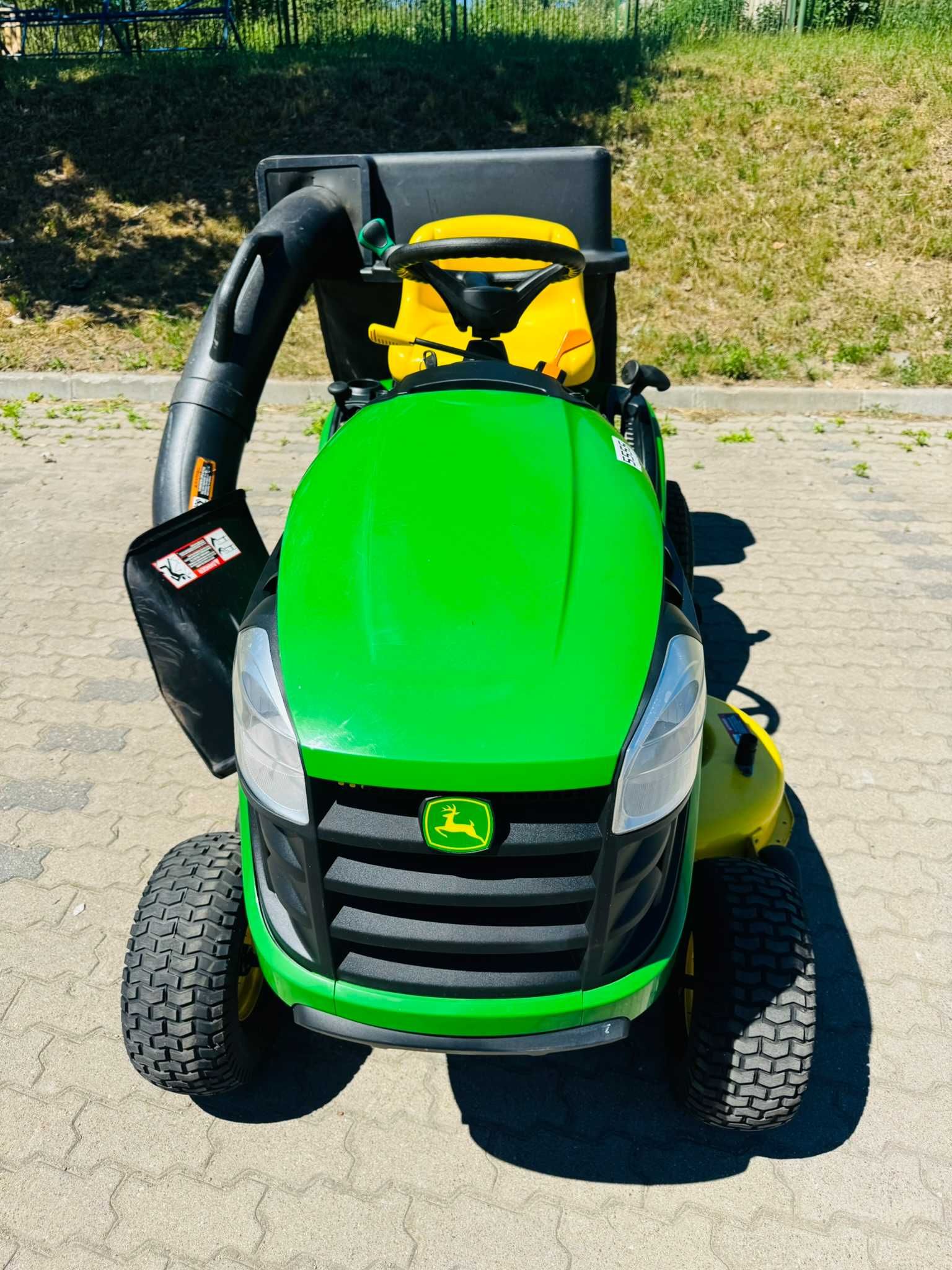 Traktorek kosiarka John Deere E100 Briggs&Strat z USA! 46 Moto Godzin!