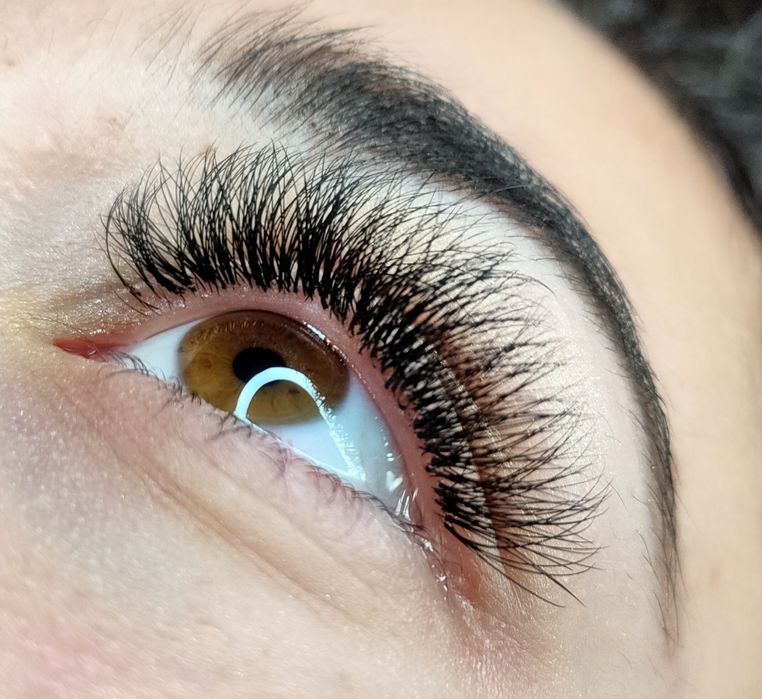 Запрошую на Нарощення вій