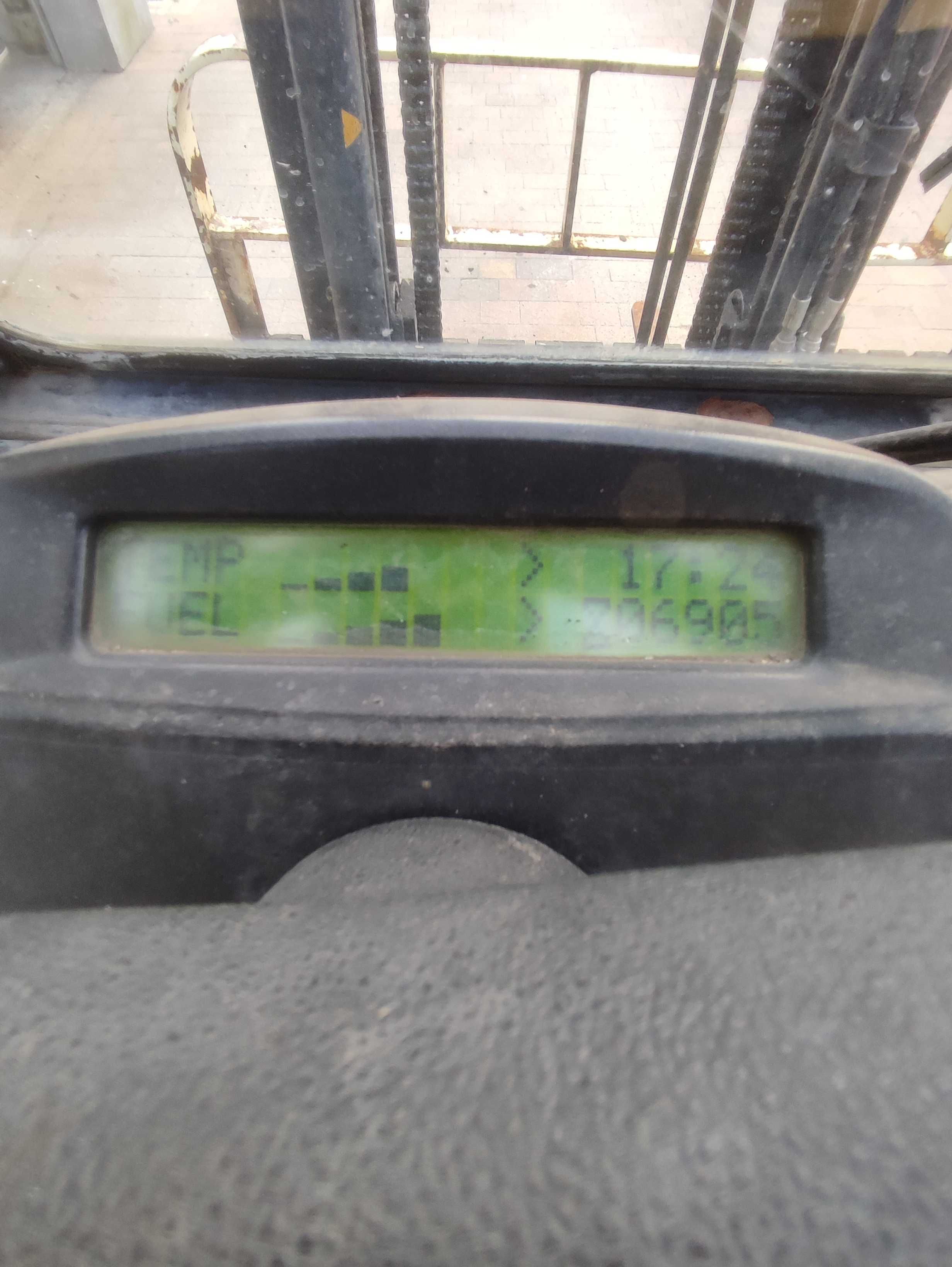 Wózek widłowy Yale GDP35VX
