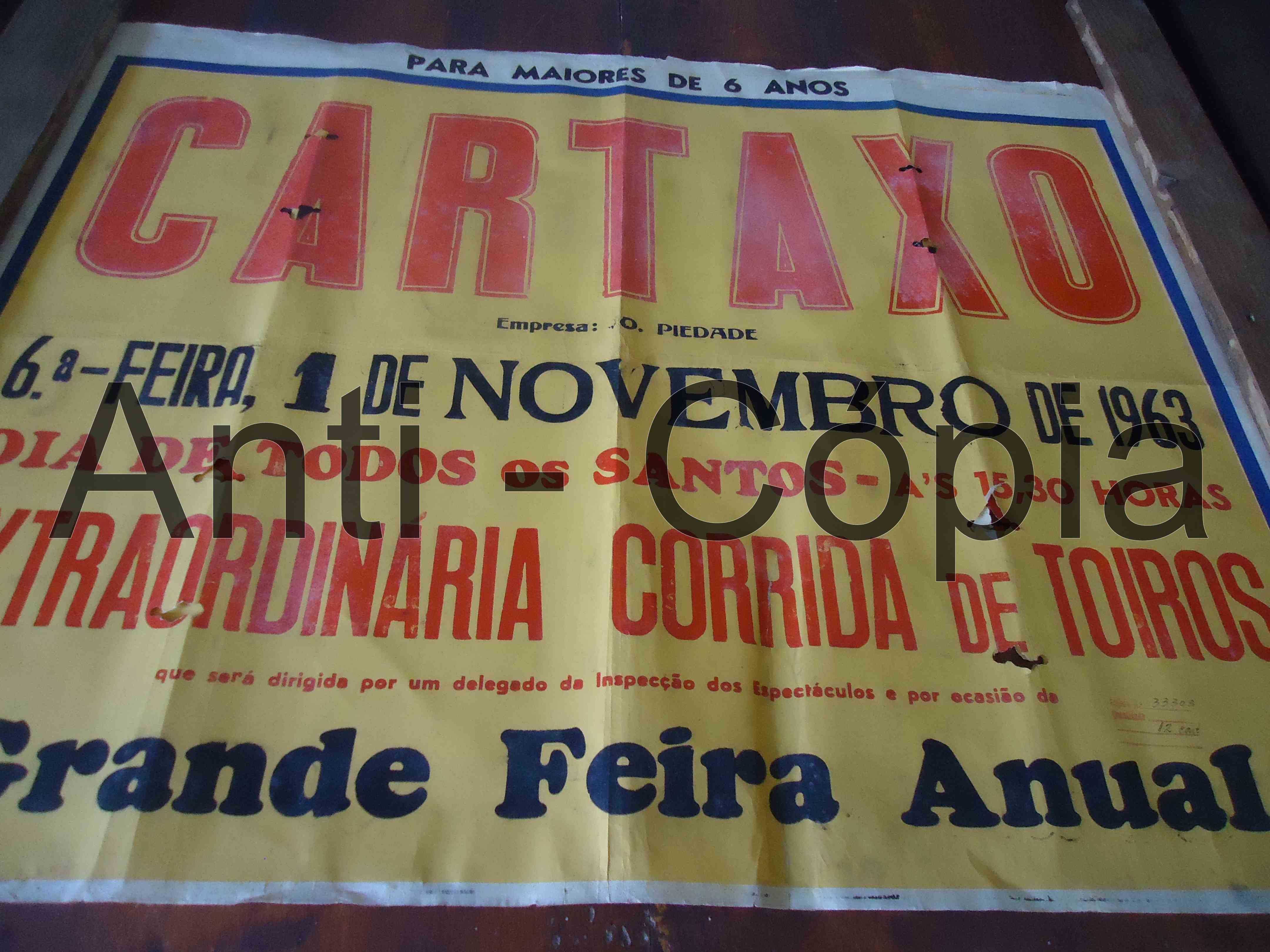 Toiros - Cartazes de Toiros 3