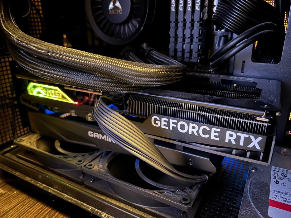Karta graficzna nvidia RTX 4070 super msi gaming x slim