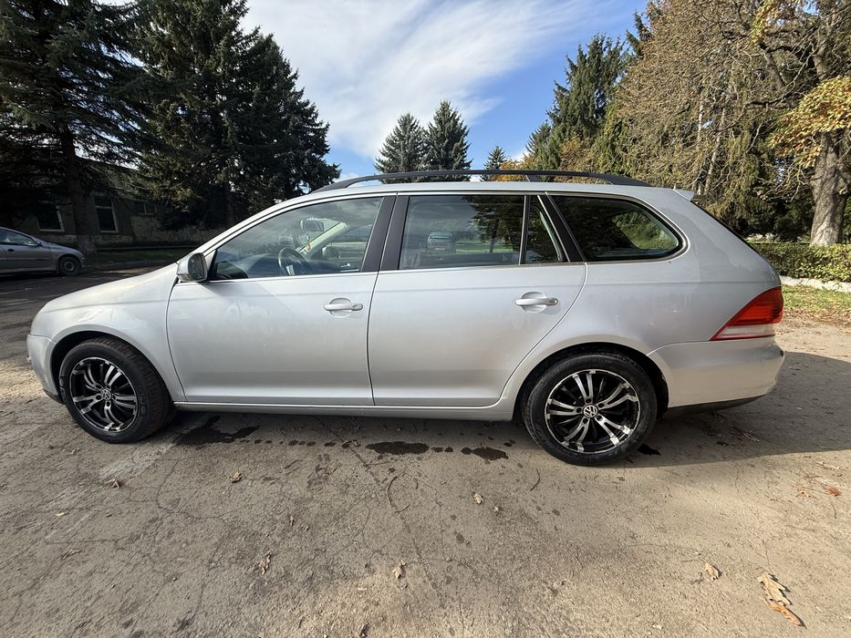 Продам Volkswagen Golf 5