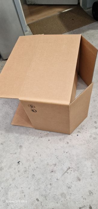 Caixas de cartão canelado