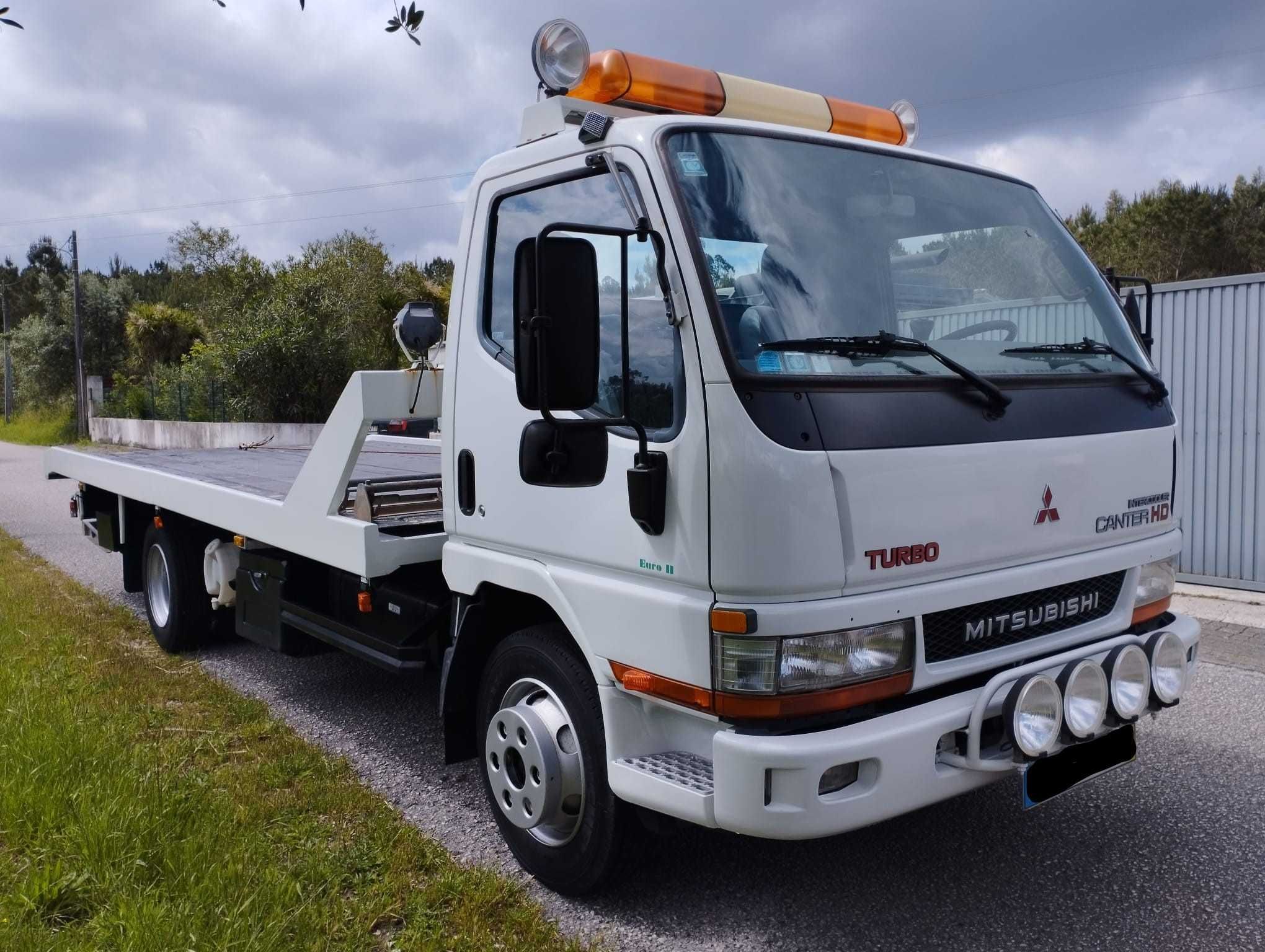 Mitsubishi Canter 659 HD Pronto Socorro SÓ TEM 167 mil kms NOVA